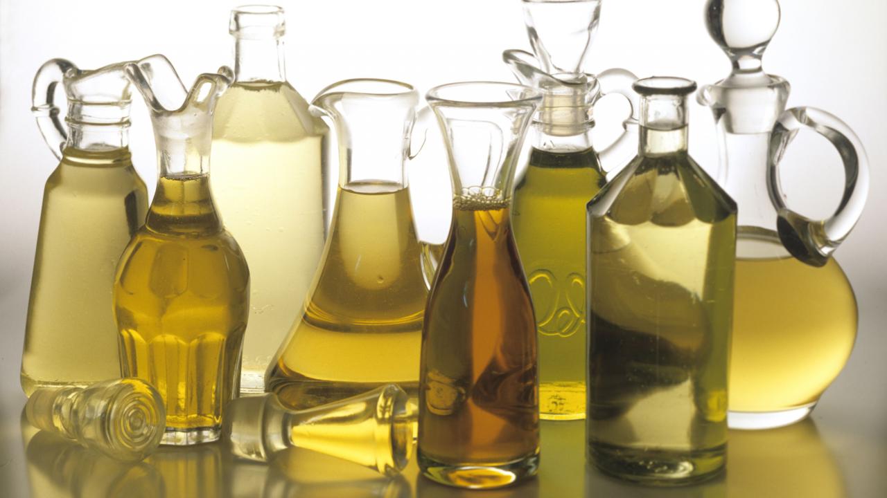 Many types of oils